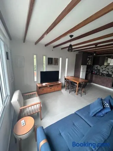 Apê Charmoso com Mezanino em Juquehy - A propriedade não fornece roupas de cama e banho - Image 1
