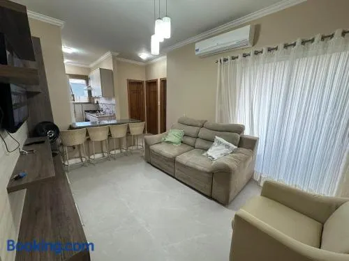Sua casa perto do shopping, ótima localização! - Image 1