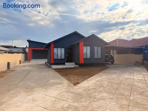 Lapeng Mogwase Free Parking-Free WIFI - Image 1