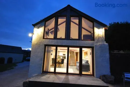 Lakeview Cottage - Image 1