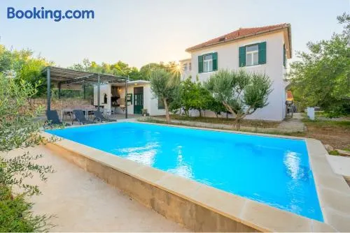 Authentic house - Image 1