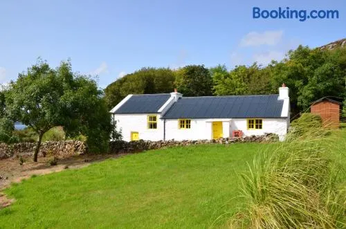 Teachín - An Idyll of the Emerald Isle - Image 1