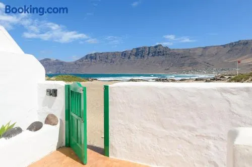 Famara Caracolillos, El Apartamento - Image 1