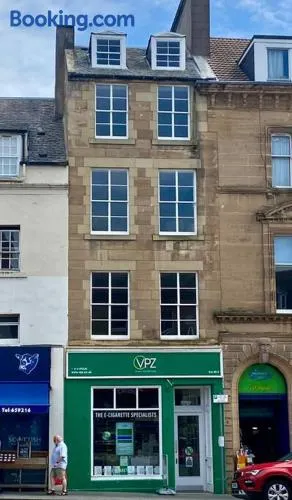 Number 6 Crossgate - Image 1