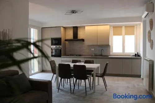GF Holiday Suite 3 - Image 1