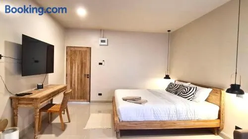 VNL Stay - Image 1