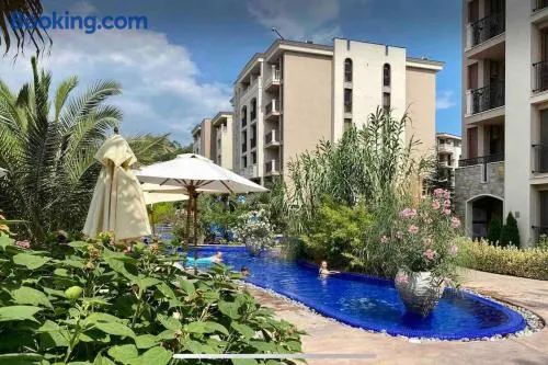 Deluxe Appartement in Cascadas Resort Sunny Beach - Image 1