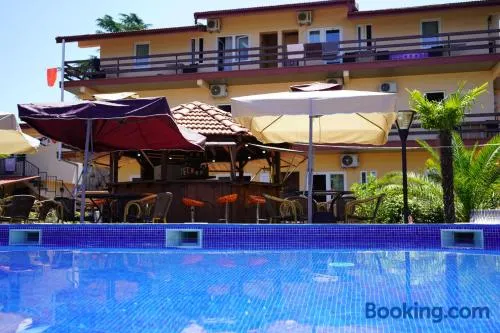 Ponto Hotel - Image 1