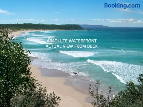 Manyana Beach Break - Image 1