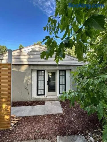 The Cottage - Image 1