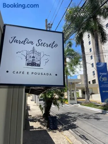 Café e Pousada Jardim Secreto - Image 1