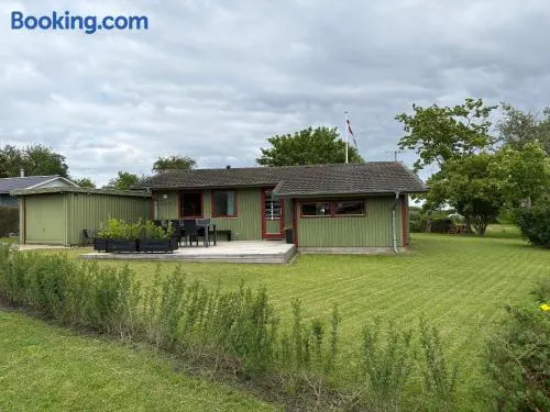 Cozy Cottage Close To The Beach And Attractions - Image 1