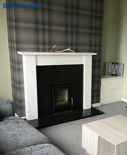 Tigh Na Mara Holiday Home - Image 1