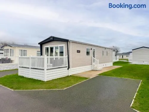 The Retreat - An Luxurious Caravan in Towyn, Wales - Image 1