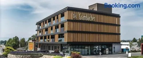 Hotel-Restaurant Das Grambacher I FREE PARKING I SELF CHECK-IN - Image 1
