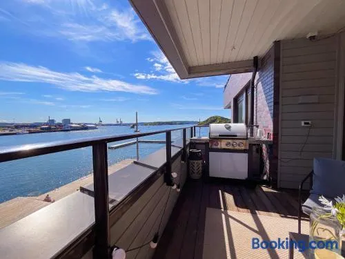 Unmatched Location - Front Row Fjord Apartment - 2 Bedrooms - Image 1