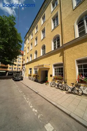 Hotel Carlton Munich - Image 1