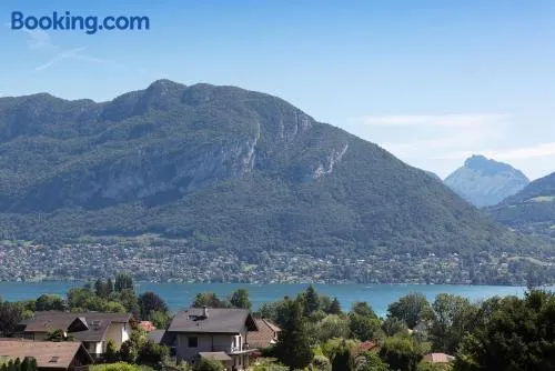 SEVRIER, maison vue panoramique sur le lac , 8 personnes - Image 1