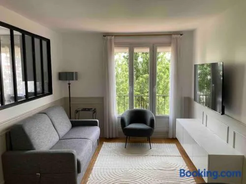 Le Daumesnil Apartment + Balcon 2BR 4/6peoples - Image 1