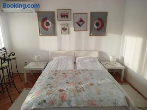 Centar apartman - gradski trg - Image 1
