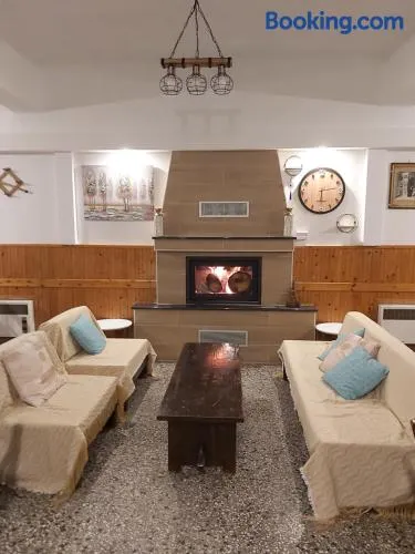 Ermis Hotel - Image 1