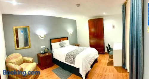 ACCEL Hotel La Quinta - Image 1