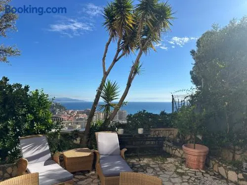 Appartement 3 chambres 130 m2 vue mer avec piscine Cap d'Ail Monaco - Image 1