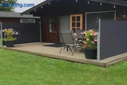 tHoefijzer Luxere Blokhutten 5 pers en Mini Camping - Image 1