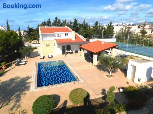6 bdr villa with TENNIS COURT - Image 1
