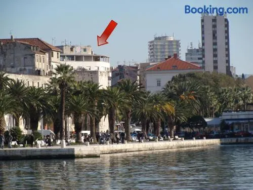 Diocletian Apartments & Rooms - Image 1