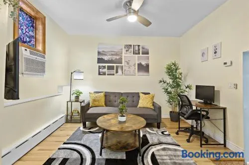 Cozy Apartment with Max Comfort - Image 1