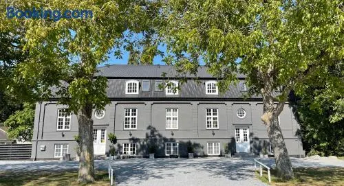 Brændte Ege Gods - Image 1