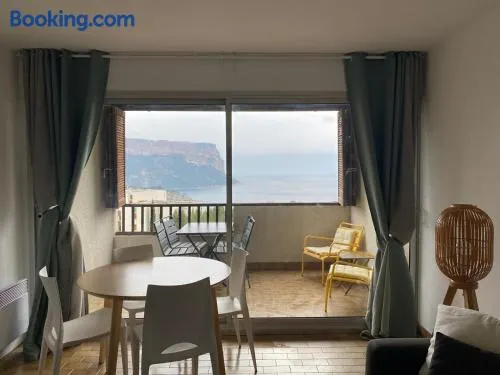 Studio rénové avec vue magique - Image 1