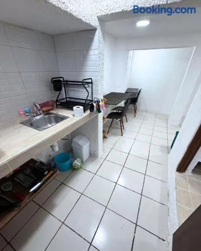 Departamento con cocina - Image 1