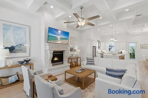 Sea-Esta Villa on 30A - Image 1