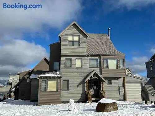Dragonfly Chalet - Image 1