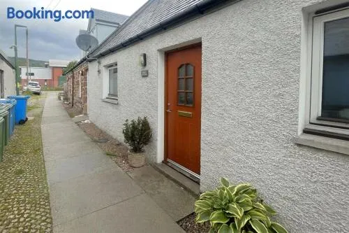 Pebble Cottage - Image 1