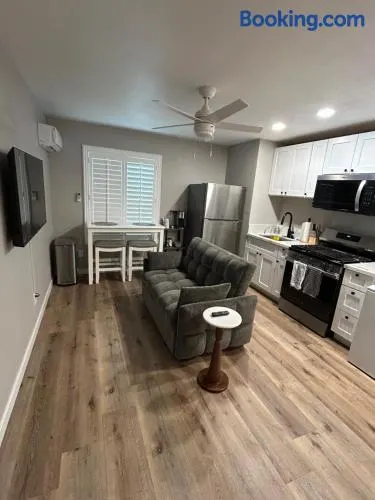 The Little Mountain Retreat Pet Friendly - Image 1