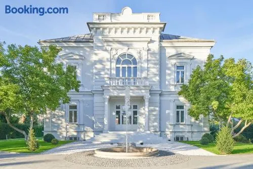 Villa Romana Apartments - Image 1