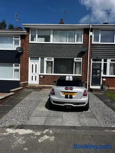 Ridgeway House - Image 1