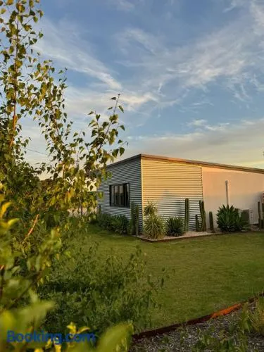 Dreamy Staiz - Riverland Abode - Image 1