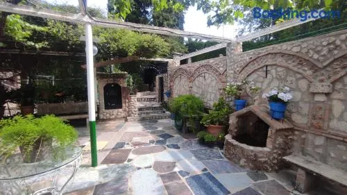 Los rosales - Image 1