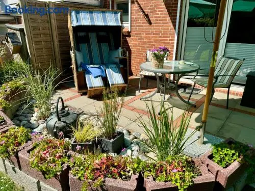 SEGELund - Zeit für uns- ruhige und sonnige Ferienwohnung mit Terrasse und Garten nahe Strand und Ostsee - Image 1