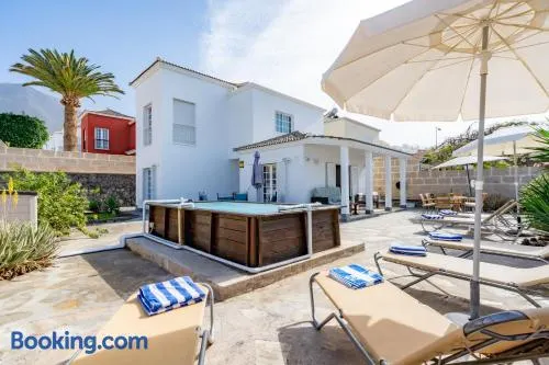 Villa Madroñal Tenerife Sur - Image 1