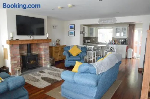 Bay View - Image 1
