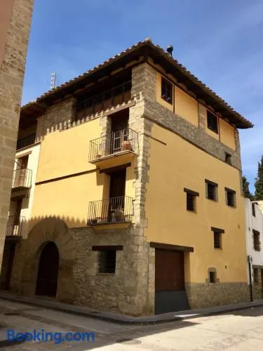 La Casa Amarilla - Image 1