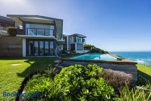 Cliff House Villa - Image 1
