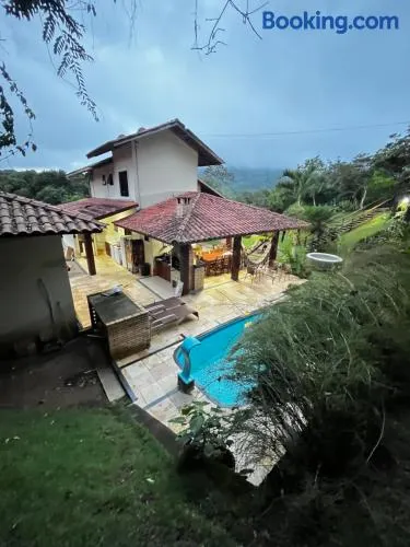 MANSÃO 6 suítes Piscina Challet Montana - Image 1