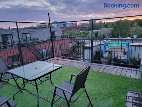 Sunset Apartment - Image 1