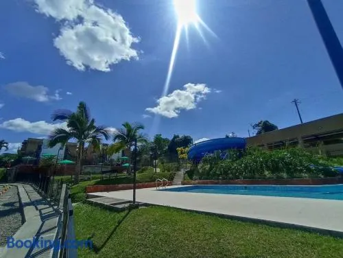 Hermoso apartamento de vacaciones en el Quindío - Image 1